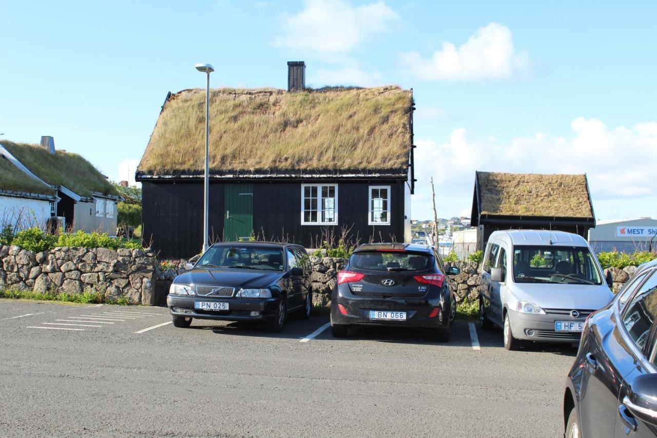 Traditional Faroese House In Torshavns City Center Exterior photo